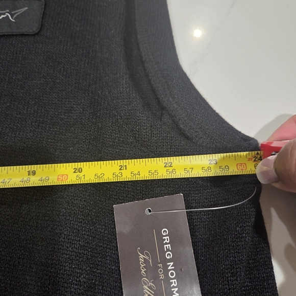 Greg Norman Sweater Vest Mens Extra Large Golf Shark Casual Outdoor black NWT. - Picture 8 of 12